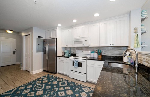 Indian Rocks Beach Condo | Exquisite 2 BR/2 BA Waterfront Beach Condo + Free Water Park!