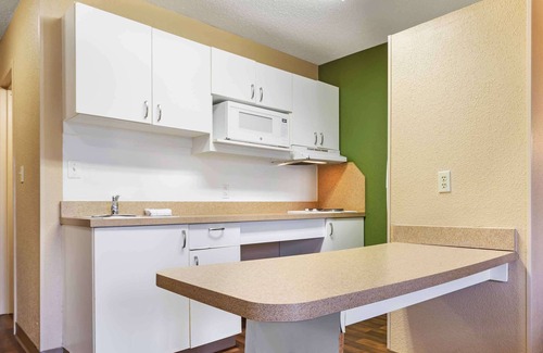 Greenville - Spartanburg Hotel | Extended Stay America Select Suites - Greenville - Airport