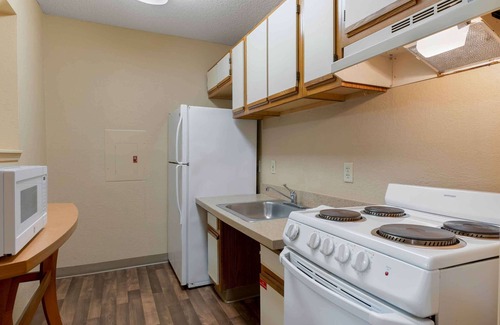 Executive Park Hotel | Extended Stay America Select Suites Charlotte Tyvola Rd Exec