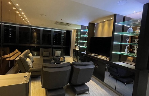 Zona Rosa Apartment | Extraordinary 3 bedrooms, jacuzzi and balcony