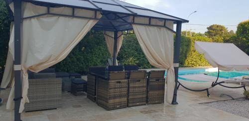 Aubagne House | F1 Moderne avec Piscine privée et Vue sur le Garlaban