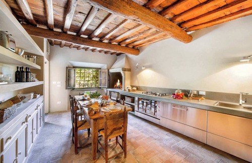San Casciano in Val di Pesa Villa | FABULOUS 9BR-8.5BA VILLA W PRIVATE HEATED POOL, IN PRIME LOCATION NEAR FLORENCE!