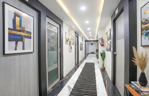 Chandkheda Hotel | FabHotel SS - Opp Vishwakarma Engineering College