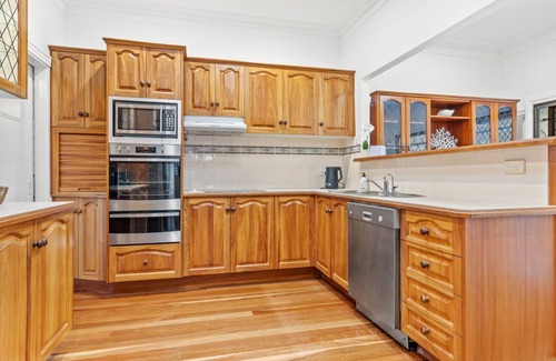 Evans Head House | Fabulous Art Deco Home with Swimming Pool in the Heart of Town