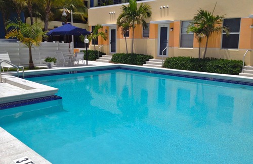 Hollywood Condo | Fabulous Hollywood Beach Villa