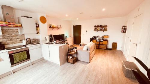 Harrow Apartment | Fabulous modern North London apartment