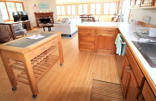 Campground Landing House | Fabulous UpSideDown Beach Home (2318)