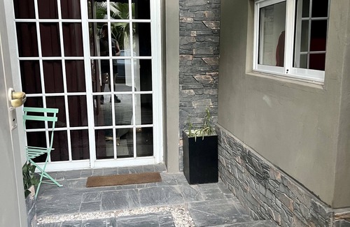 Mendoza Apartment | Fader Art Apartments