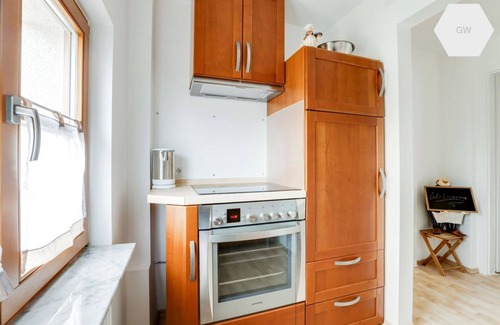 Gartenstadt Apartment | Fair/Harbor/South Hospital bright 3.5 room apartment,