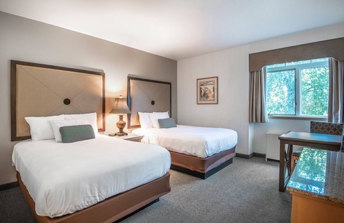 College Hotel | Fairbanks Princess Riverside Lodge
