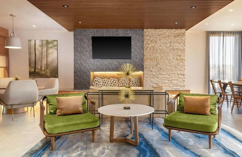 I-435 West KC-KS Hotel | Fairfield by Marriott Inn & Suites Kansas City at The Legends