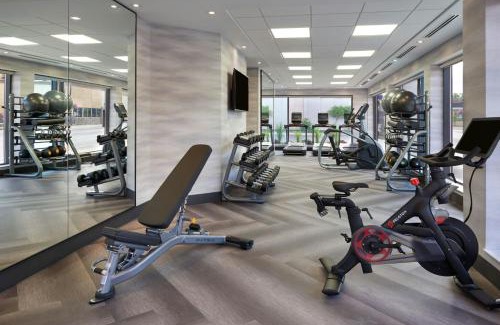 Fallsview Hotel | Fairfield by Marriott Niagara Falls, Canada