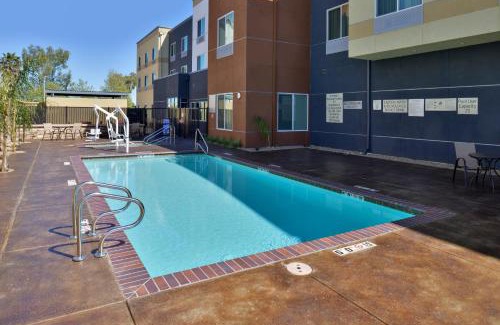 Woodland Hotel | Fairfield Inn & Suites by Marriott Sacramento Airport Woodland