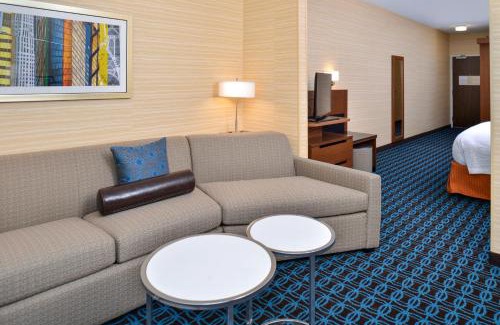 Woodland Hotel | Fairfield Inn & Suites by Marriott Sacramento Airport Woodland