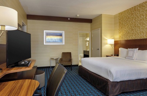 Cannifton Hotel | Fairfield Inn & Suites by Marriott Belleville