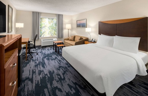 Five Oaks Hotel | Fairfield Inn & Suites by Marriott Beaverton