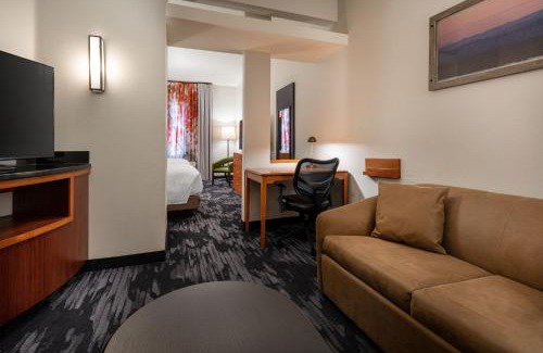 Tulare Hotel | Fairfield Inn & Suites by Marriott Visalia Tulare