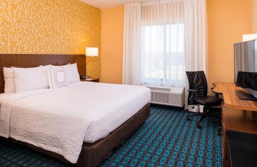 Stow Hotel | Fairfield Inn & Suites by Marriott Akron Stow