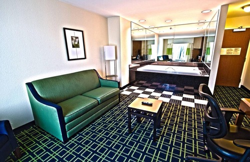 Milledgeville Hotel | Fairfield Inn & Suites Milledgeville
