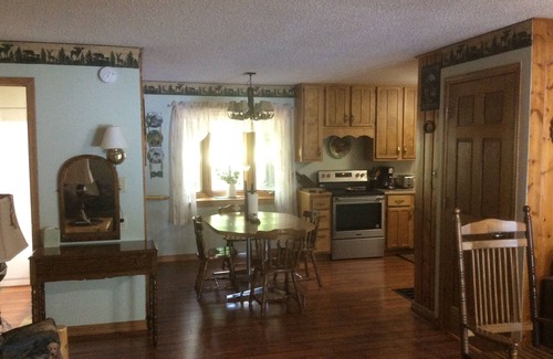 Nevis House | Family and pet friendly three bedroom home on Third Crow Wing Lake