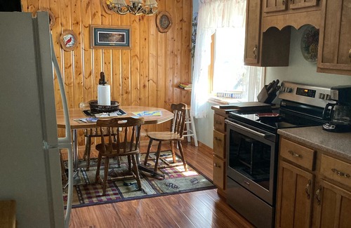 Nevis House | Family and pet friendly three bedroom home on Third Crow Wing Lake