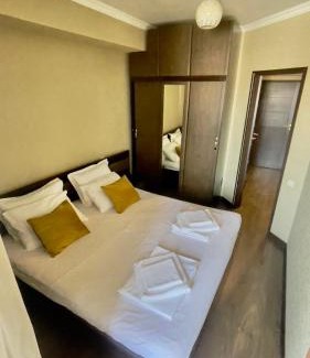 Kentron Apartment | Family Apartment