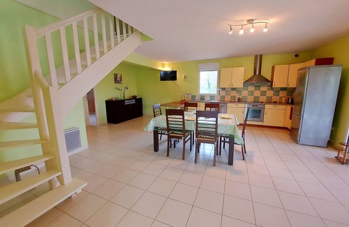 Saint-Mars-sur-la-Futaie Cottage | Family cottage with private pond and accessible features in Saint-Mars-sur-la-Futaie