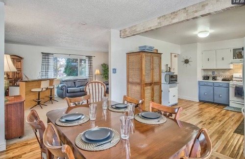 Village Seven House | Family-friendly home, game room, mountain views, access walking trail/yard