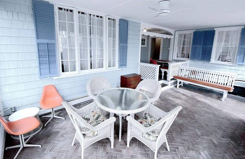 West Harwich House | Family-Friendly Cape Cottage Just 3 Minute walk to Beach!
