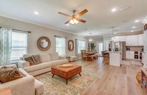 Panama City House | Family-Friendly Panama City Home Less Than 1 Mi to Beach