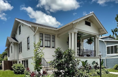Audubon Apartment | Family-friendly, Uptown New Orleans retreat, 4 blocks from St. Charles.