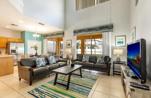 Seasons House | Family Friendly Vacation Home with South Facing Pool - Hot Tub - Game Room - Near Disney