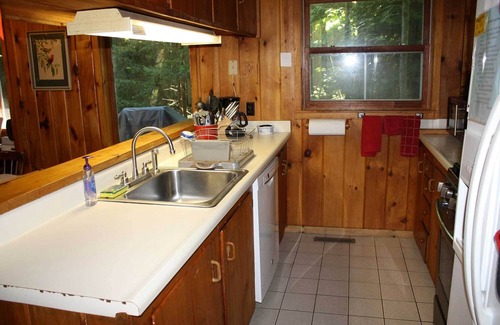 Diamond Point House | Family-friendly Waterfront Retreat "A Little Slice of Heaven"