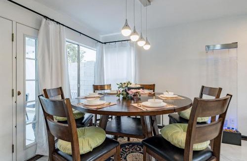 Provinces Master Community House | Family Fun House with FREE Heated Pool & Hot Tub & Game Room & Mini Golf in Chandler