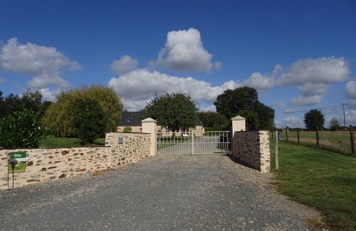 Pommerieux Cottage | FAMILY HOME, former farmhouse with exceptional views.