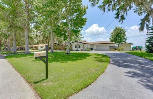 Tavares House | Family Home with Stunning Water Views in Tavares!