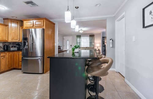 Plymouth House | Family Retreat with Pool, Fenced Yard, AC
