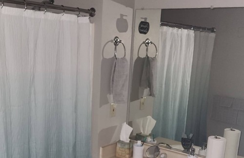 Fort Wayne Apartment | Family size condo within 5 min of shopping, entertainment and outdoor activities