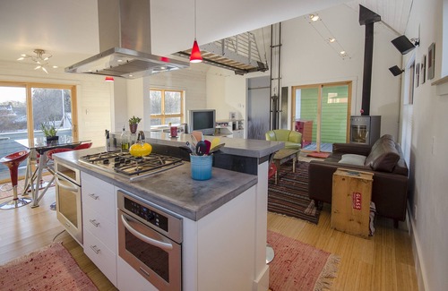 Bozeman House | Fantastic Modern "Green" Home In Downtown Bozeman. nReg. #STR23-00029