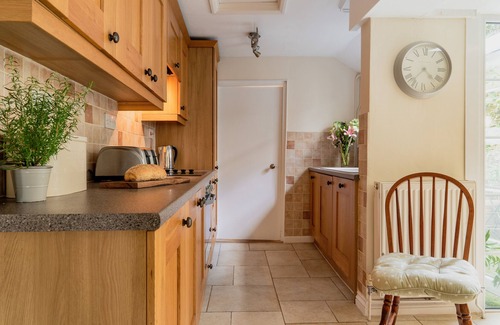 Dartmouth House | Fantastic River Views from superbly positioned house almost on the level Sleeps6