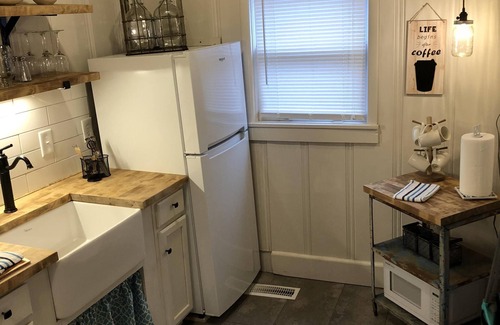 Eureka Springs Historic District House | Farm House Cottage
