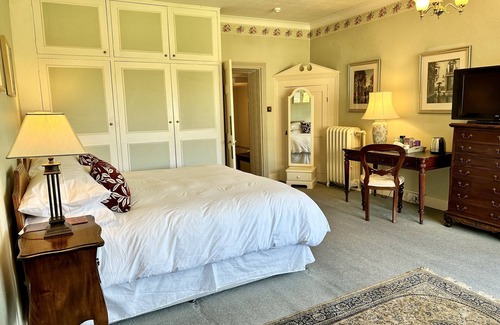 Hatch Beauchamp Hotel | Farthings Hotel and Restaurant