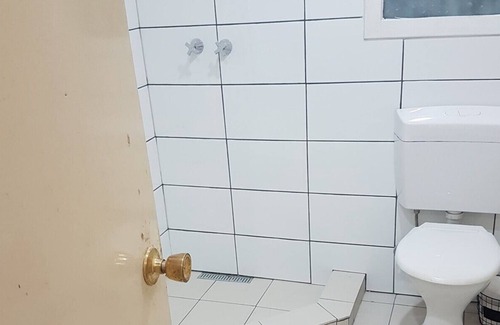 Merredin House | Fatti's Place - 4x2 - Aircon - WIFI - Quiet area