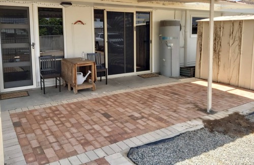 Merredin House | Fatti's Place - 4x2 - Aircon - WIFI - Quiet area