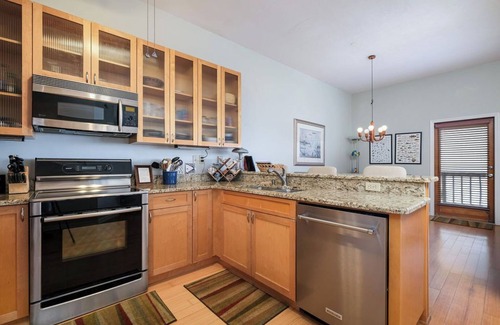 Cedar Key Condo | Fenimore Mill 5D - Open Water, Pool, Hot Tub!