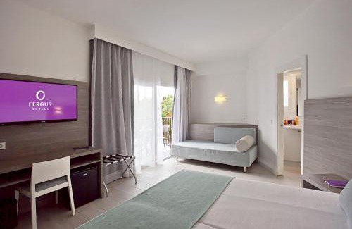 Palmanova Hotel | FERGUS Bermudas