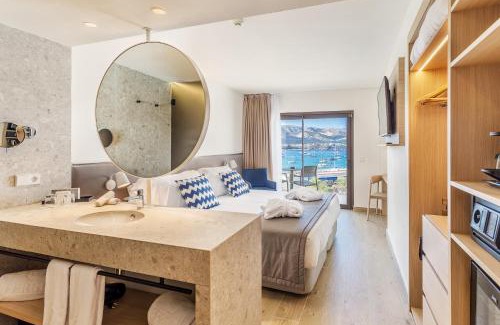 Torrenova Hotel | FERGUS Style Tobago - Adults Only