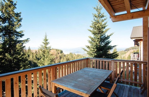 Frantschach-Sankt Gertraud Ski Chalet | Feriendorf Koralpe Chalet Enzian