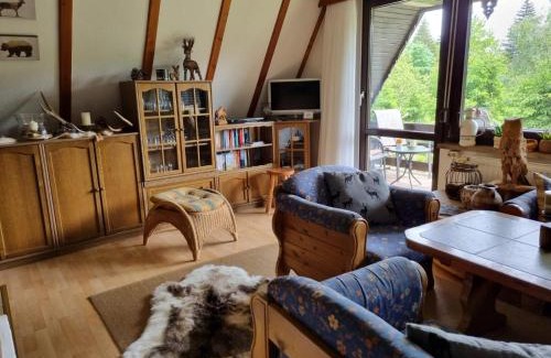 Emsetal Apartment | Ferienhaus Falknerei am Rennsteig