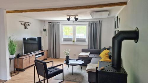 Joachimsthal House | Ferienhaus Seeoase - 70qm - Kamin -Terrassen - Parkplatz - Badestelle fußläufig